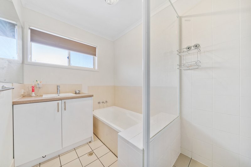 Photo - 7/11 Damalis Street, Woodridge QLD 4114 - Image 10