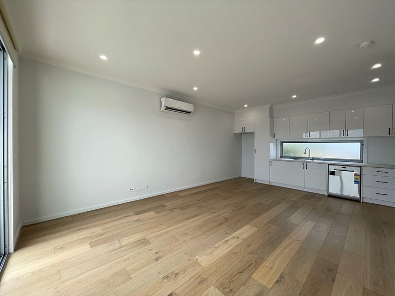 Photo - 7/11 Edith Street, Preston VIC 3072 - Image 3