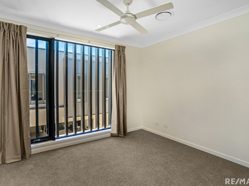 Photo - 7/11 Egerton Street, Southport QLD 4215 - Image 13