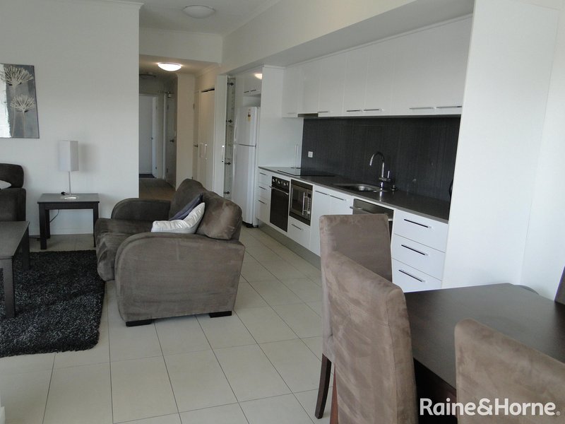 Photo - 7/11 Glenlyon Street, Gladstone Central QLD 4680 - Image 4