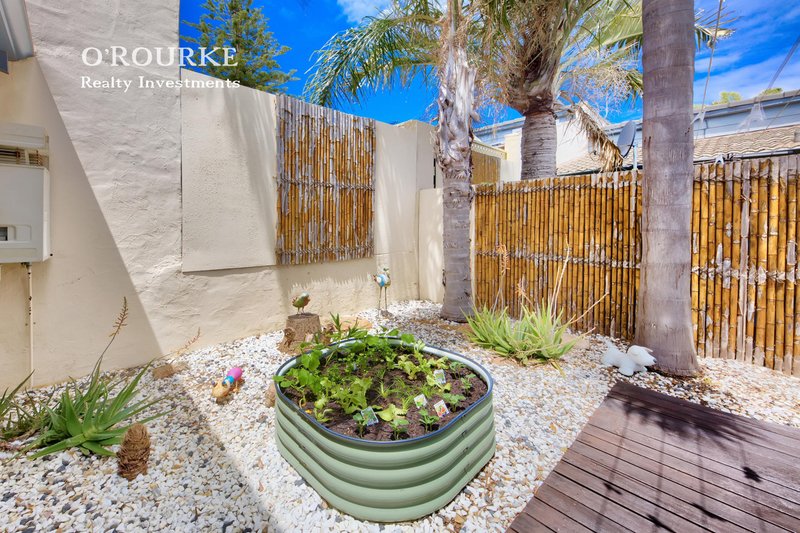 Photo - 7/11 Hinderwell Street, Scarborough WA 6019 - Image 13