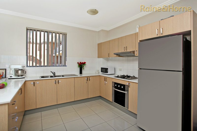 Photo - 7/11 Putland Street, St Marys NSW 2760 - Image 2