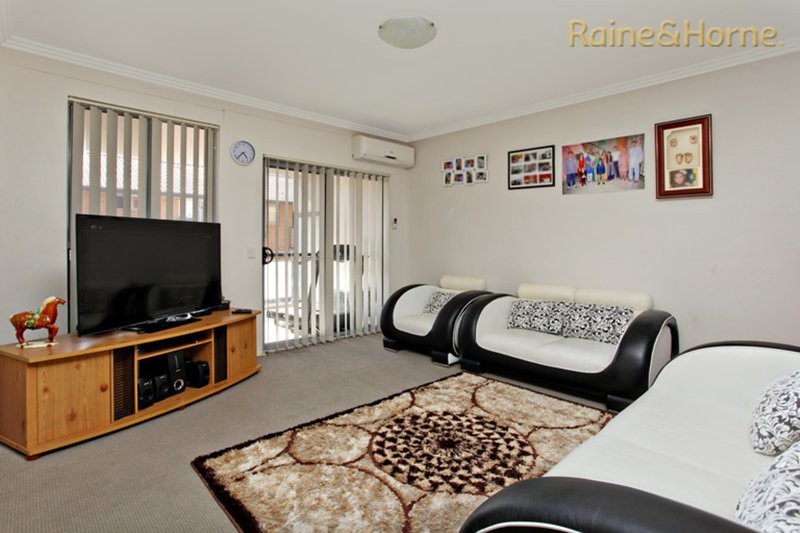 Photo - 7/11 Putland Street, St Marys NSW 2760 - Image 3