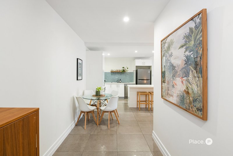 Photo - 7/11 Stephens Street, Morningside QLD 4170 - Image 2