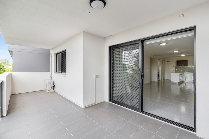 Photo - 7/11 View Street, Chermside QLD 4032 - Image 4