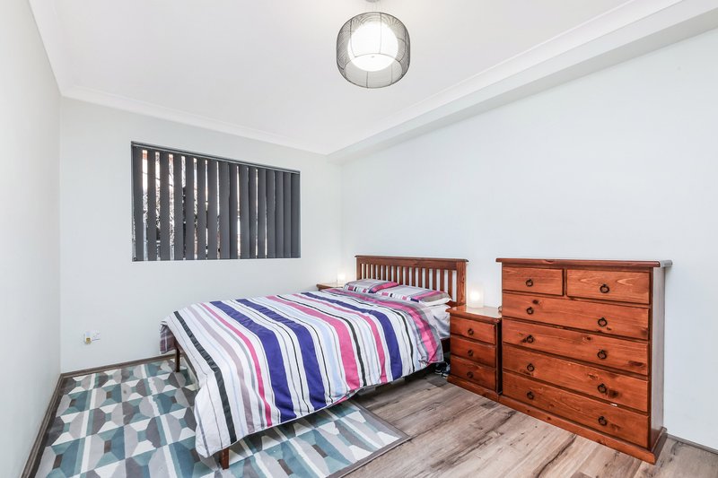 Photo - 7/11 Webb Street, Riverwood NSW 2210 - Image 6