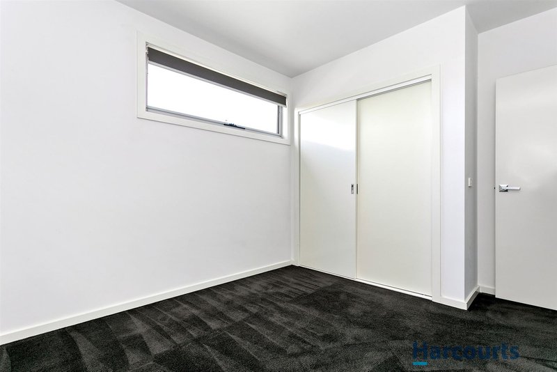 Photo - 7/11 Winifred Street, Essendon VIC 3040 - Image 3