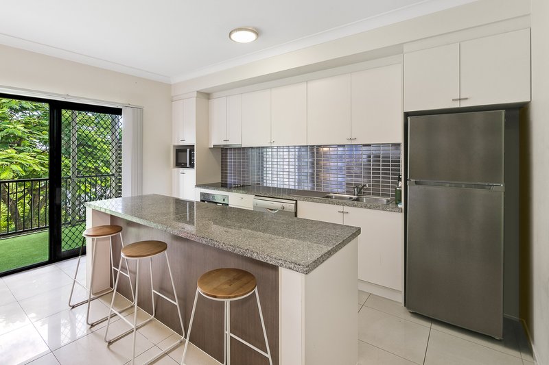 Photo - 7/111 Thynne Road, Morningside QLD 4170 - Image 2