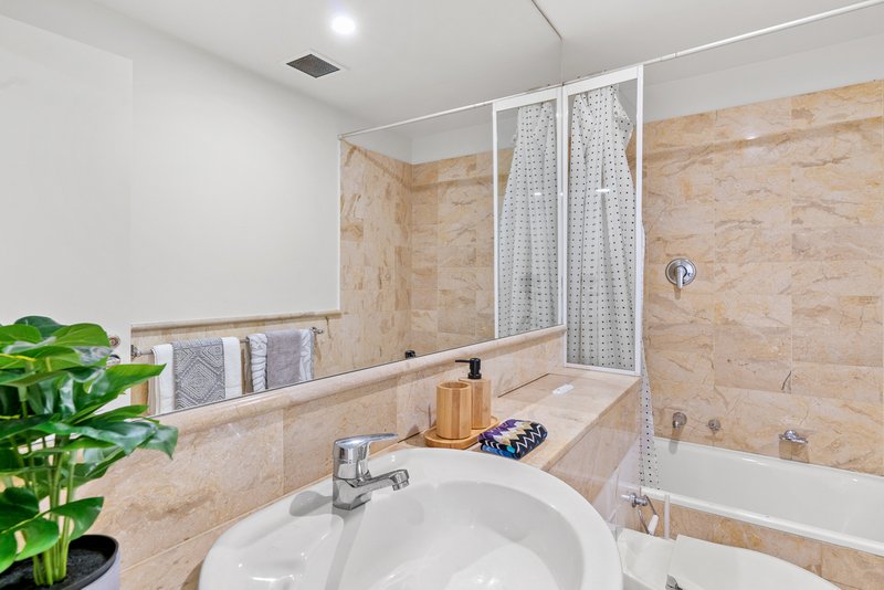 Photo - 711/133 Goulburn Street, Surry Hills NSW 2010 - Image 7