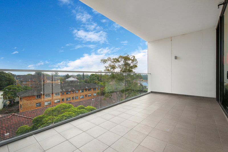 Photo - 711/30 Anderson Street, Chatswood NSW 2067 - Image 4