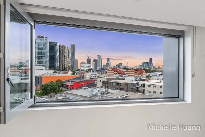 Photo - 711/338 Water Street, Fortitude Valley QLD 4006 - Image 2