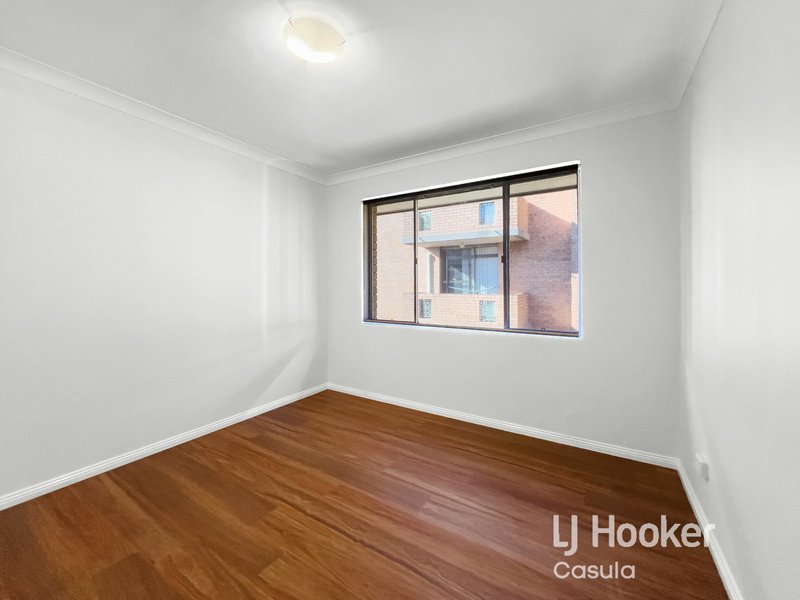 Photo - 7/115 Moore Street, Liverpool NSW 2170 - Image 4