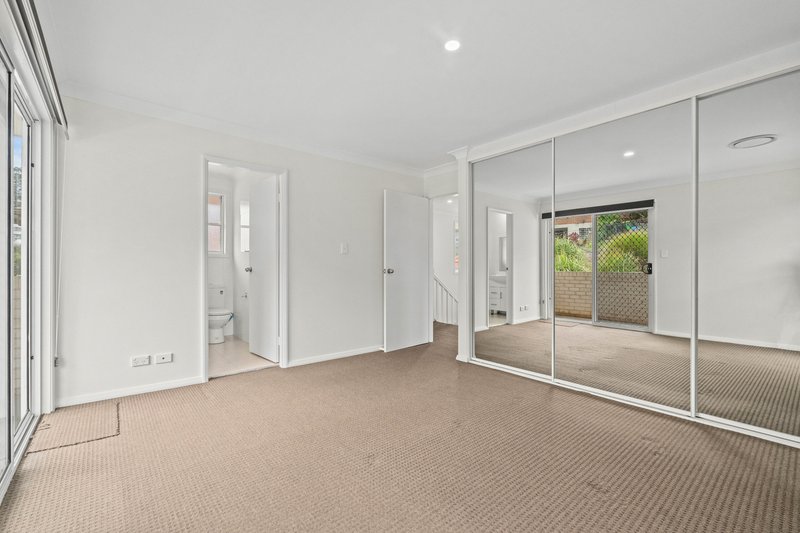 Photo - 7/12 Barrington Road, Terrigal NSW 2260 - Image 5