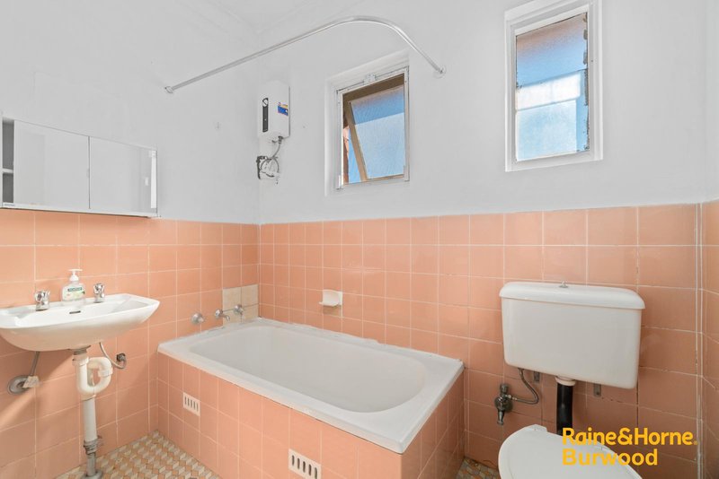 Photo - 7/12 Fourth Avenue, Campsie NSW 2194 - Image 5