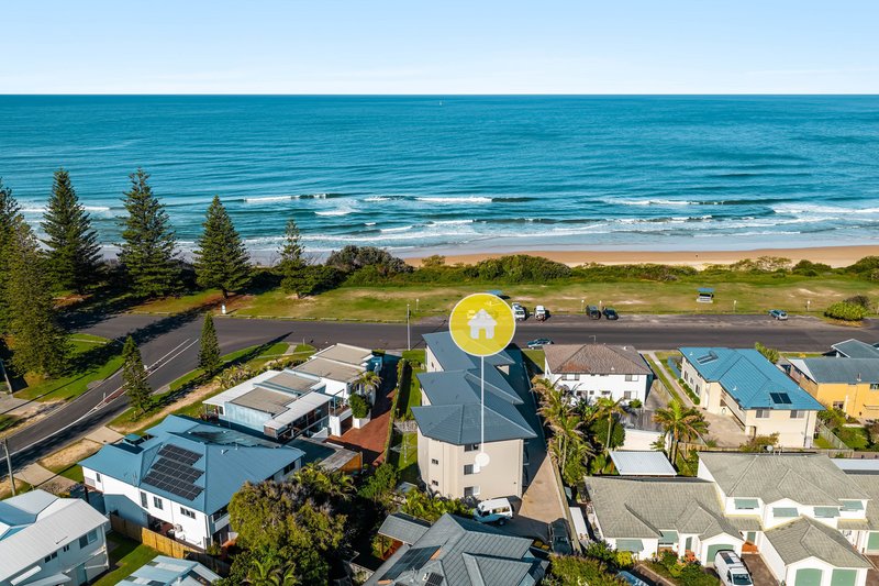 Photo - 7/12 Pacific Parade, Yamba NSW 2464 - Image 10