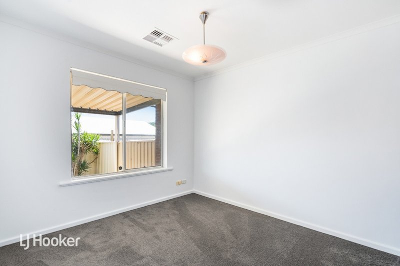 Photo - 7/12 Riverside Court, Morphett Vale SA 5162 - Image 8