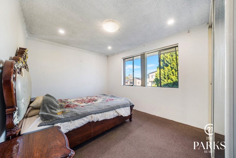 Photo - 7/12 Wrentmore Street, Fairfield NSW 2165 - Image 6