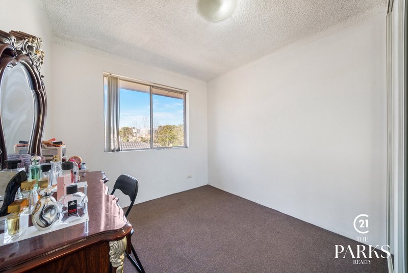 Photo - 7/12 Wrentmore Street, Fairfield NSW 2165 - Image 7
