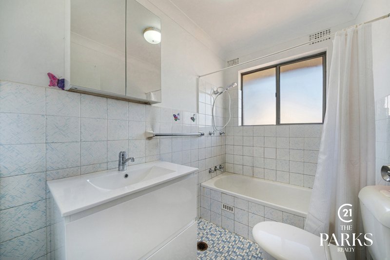 Photo - 7/12 Wrentmore Street, Fairfield NSW 2165 - Image 8