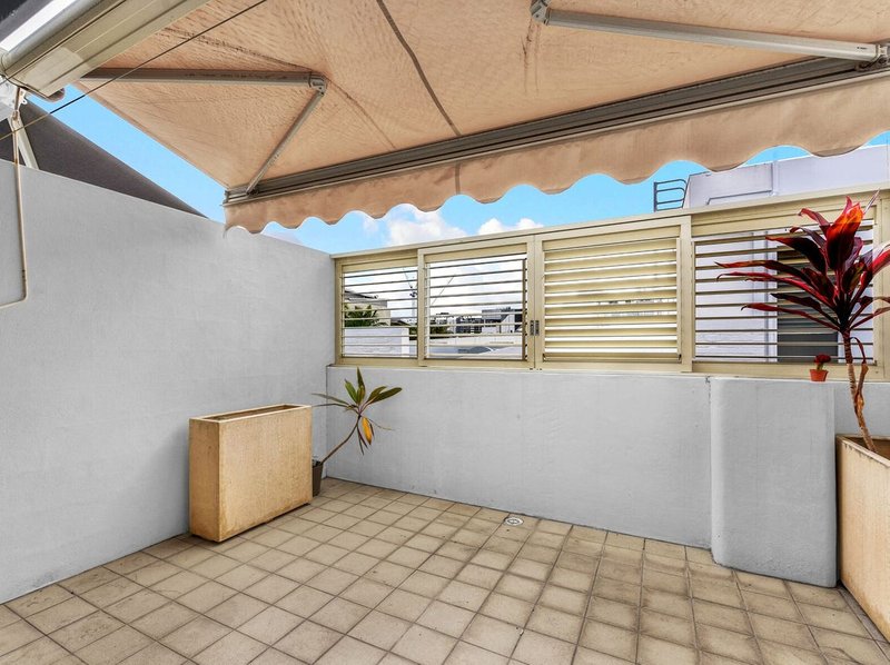 Photo - 7/120 Robertson Street, Fortitude Valley QLD 4006 - Image 6