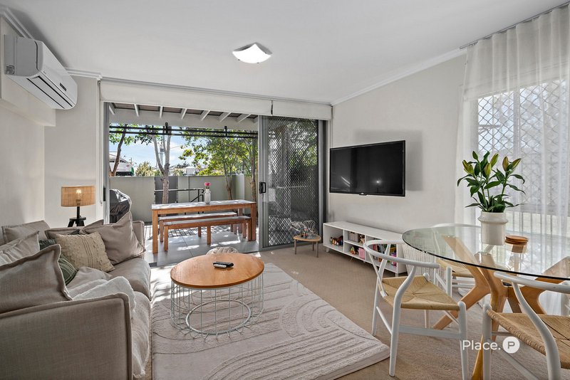 Photo - 7/123 Barrack Road, Murarrie QLD 4172 - Image 2