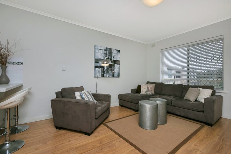 Photo - 7/123 Military Road, Henley Beach South SA 5022 - Image 3