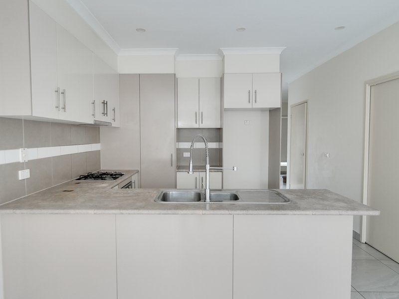 Photo - 7/1231 Heatherton Road, Noble Park VIC 3174 - Image 3