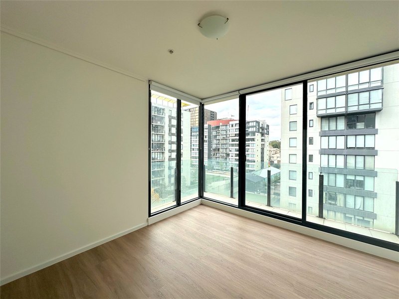 Photo - 712/38 Bank Street, South Melbourne VIC 3205 - Image 7