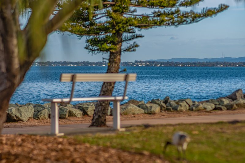 Photo - 7/124 Hornibrook Esplanade, Clontarf QLD 4019 - Image 11