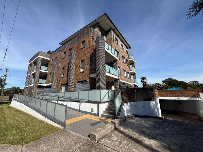 Photo - 7/125 Memorial Avenue, Liverpool NSW 2170 - Image 1