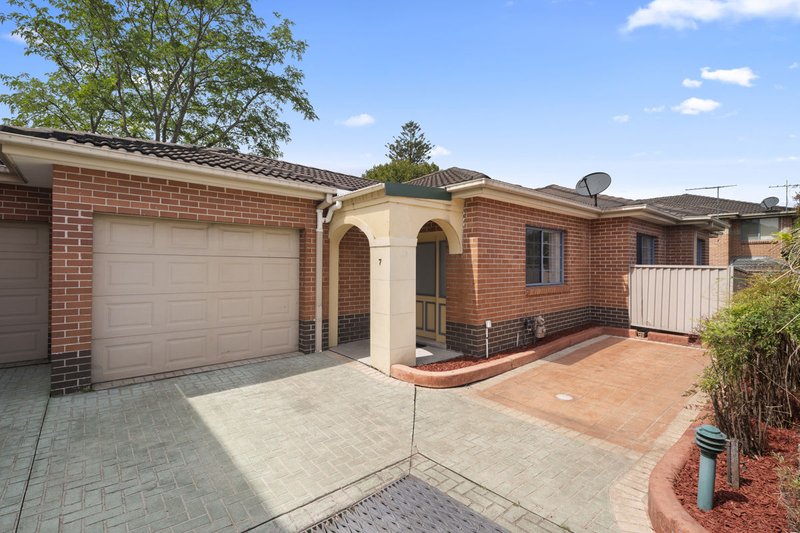 Photo - 7/126-128 John Street, Merrylands NSW 2160 - Image