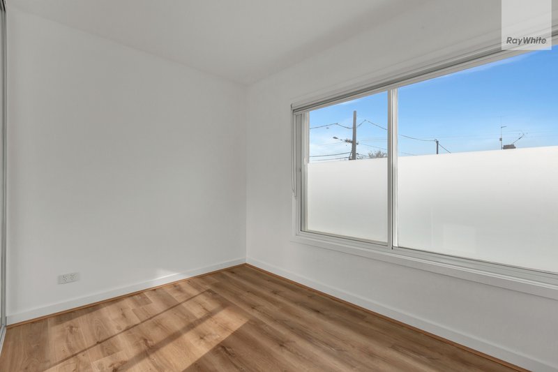 Photo - 7/126 Albion Street, Brunswick VIC 3056 - Image 7
