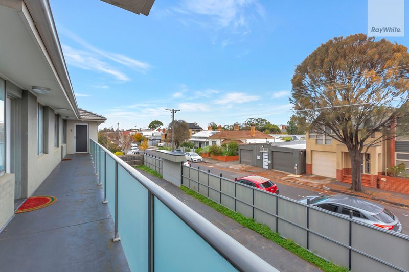 Photo - 7/126 Albion Street, Brunswick VIC 3056 - Image 9