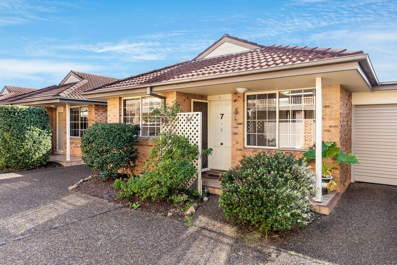 Photo - 7/128 Parkes Street, Helensburgh NSW 2508 - Image 2