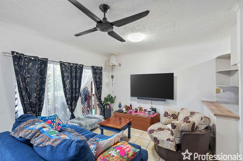 Photo - 7/129-135 Oleander Street, Holloways Beach QLD 4878 - Image 7