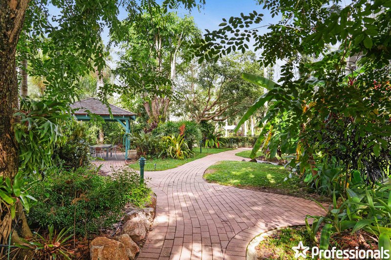 Photo - 7/129-135 Oleander Street, Holloways Beach QLD 4878 - Image 13