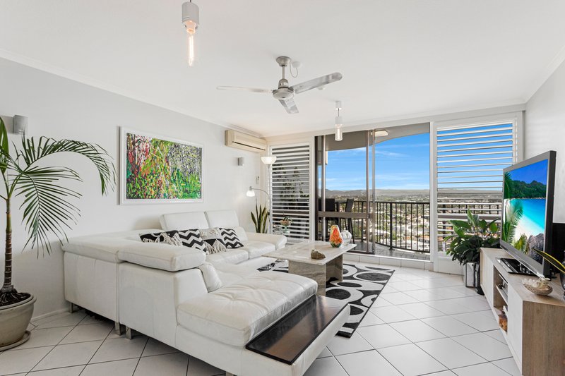 Photo - 71/2940 Gold Coast Highway, Surfers Paradise QLD 4217 - Image 3