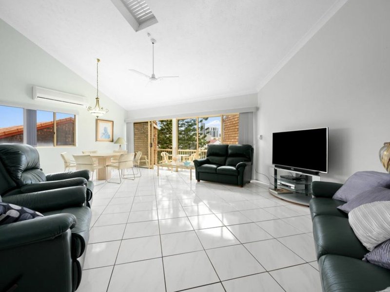 Photo - 7/13-15 Aquila Court, Mermaid Waters QLD 4218 - Image 5