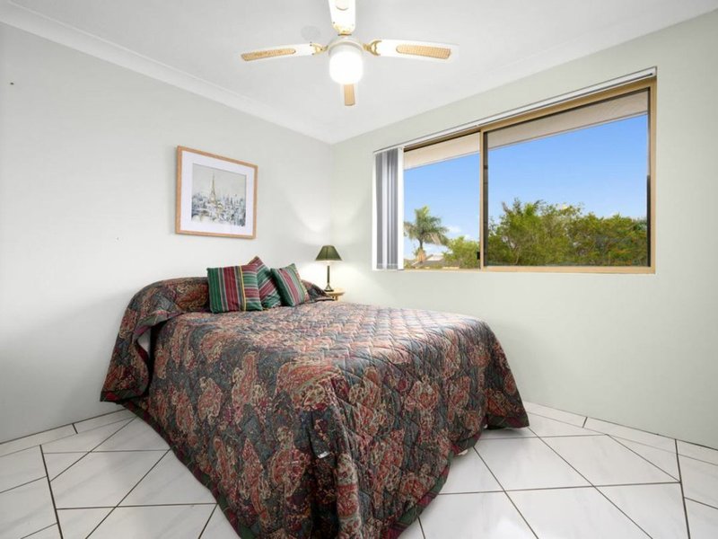 Photo - 7/13-15 Aquila Court, Mermaid Waters QLD 4218 - Image 9