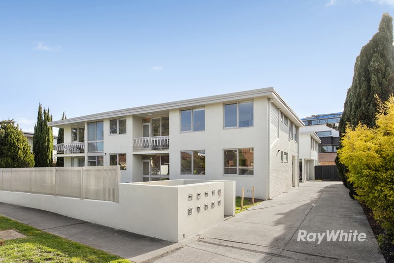 Photo - 7/13-15 Toolambool Road, Carnegie VIC 3163 - Image 2