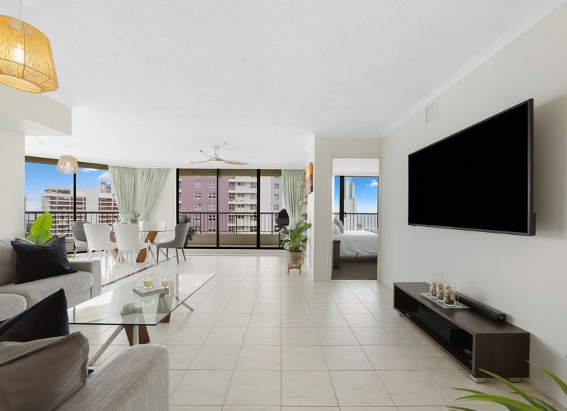 Photo - 71/3-5 Admiralty Drive, Surfers Paradise QLD 4217 - Image 5