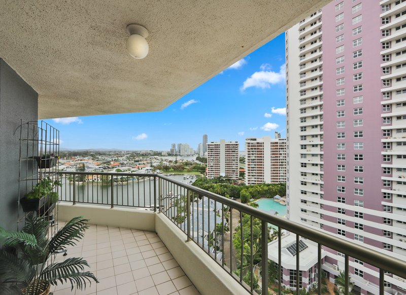 Photo - 71/3-5 Admiralty Drive, Surfers Paradise QLD 4217 - Image 12