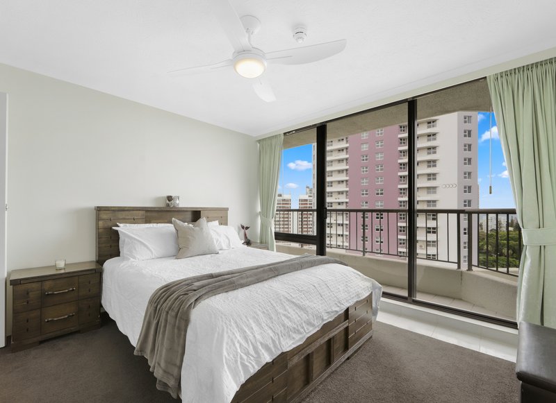 Photo - 71/3-5 Admiralty Drive, Surfers Paradise QLD 4217 - Image 17