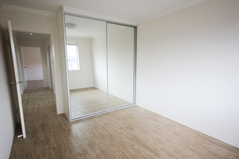 Photo - 7/13 Allen Street, Canterbury NSW 2193 - Image 4