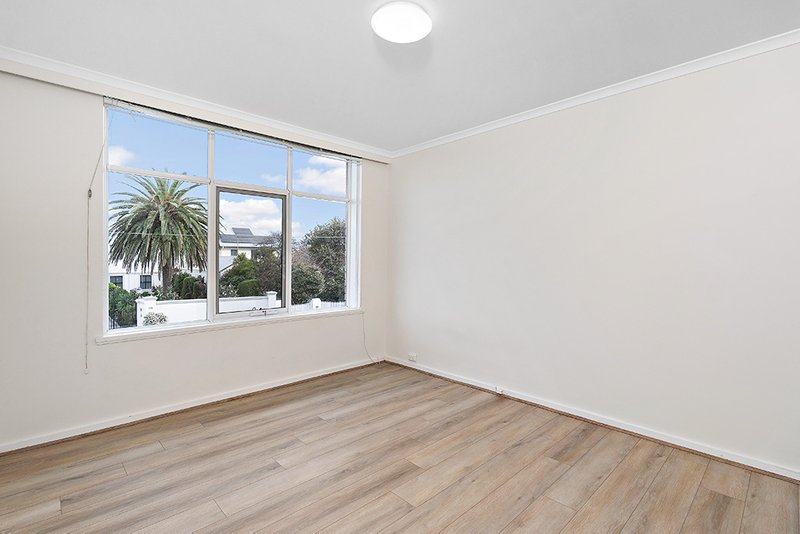 Photo - 7/13 Cliff Road, Frankston VIC 3199 - Image 2