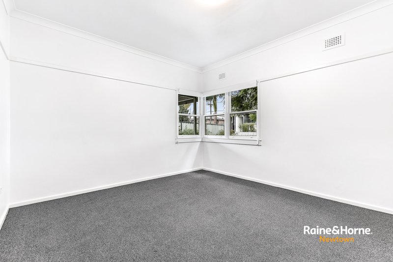 Photo - 713 Henry Lawson Drive, East Hills NSW 2213 - Image 6