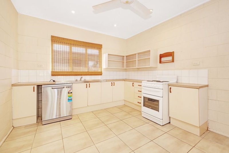 Photo - 7/135 Mitchell Street, North Ward QLD 4810 - Image 3