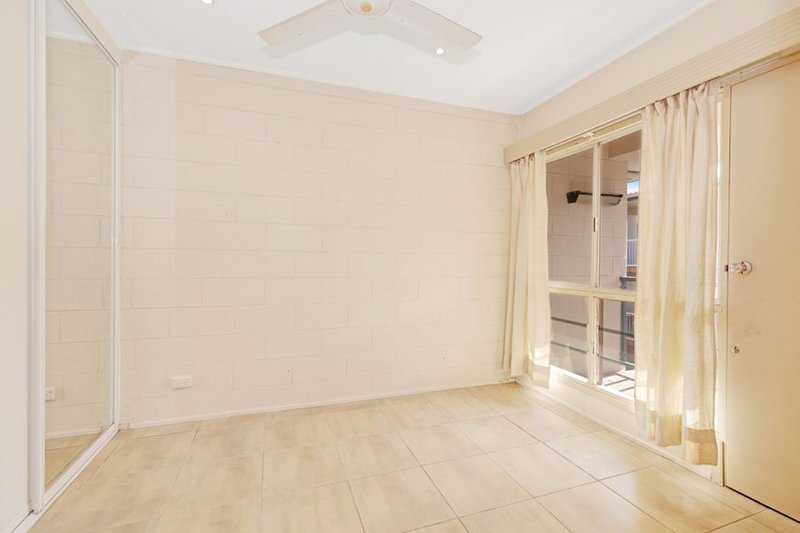 Photo - 7/135 Mitchell Street, North Ward QLD 4810 - Image 4