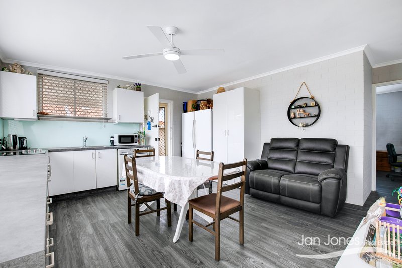 Photo - 7/14-16 Meredith Street, Redcliffe QLD 4020 - Image 5
