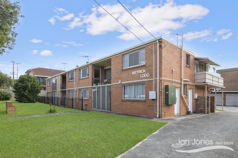 Photo - 7/14-16 Meredith Street, Redcliffe QLD 4020 - Image 12